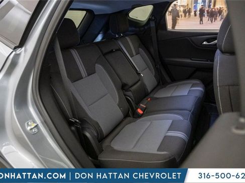 New 2025 Chevrolet Blazer LT w/ Convenience Package image 27