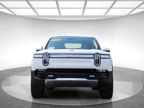 Used 2024 Rivian R1S Adventure Quad AWD/4WD image 2