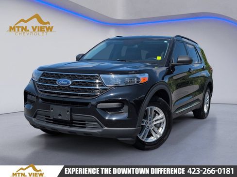 Used 2023 Ford Explorer XLT RWD image 1