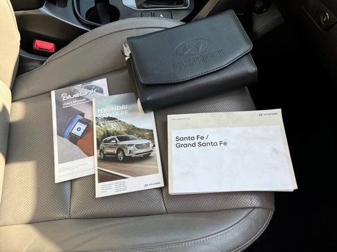 Used 2018 Hyundai Santa Fe SE w/ SE Premium Package 02 image 40