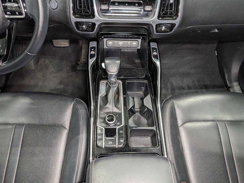 Used 2022 Kia Sorento SX AWD/4WD image 19