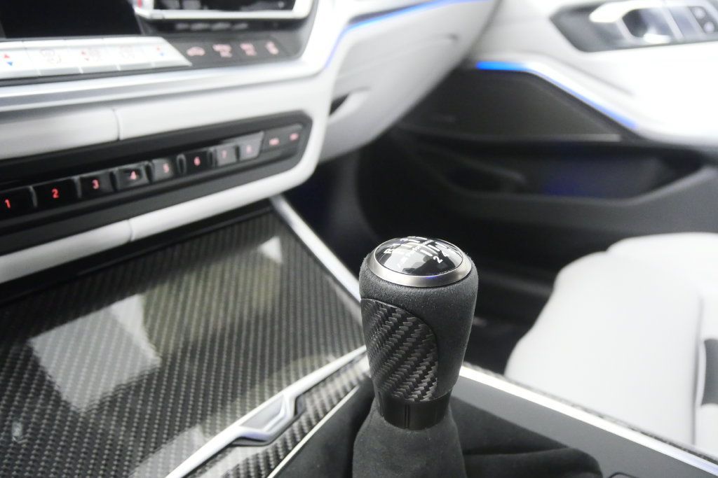 Used 2022 BMW M3 RWD image 38