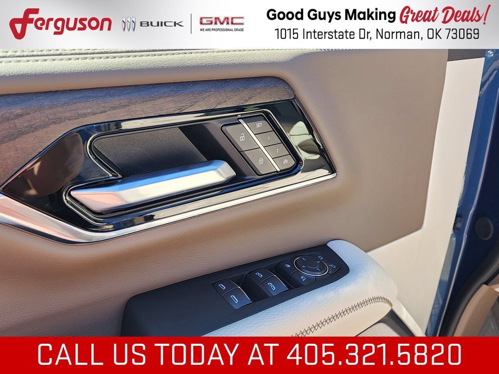 New 2026 GMC Yukon Denali w/ Denali Reserve Package AWD/4WD image 13