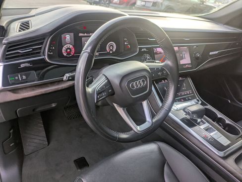 Used 2019 Audi Q8 Prestige w/ Towing Package image 16
