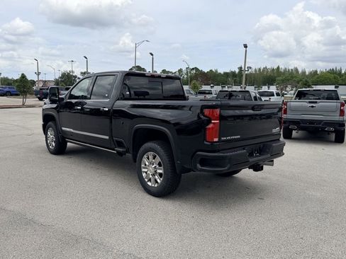 New 2026 Chevrolet Silverado 2500 High Country w/ Technology Package AWD/4WD image 9