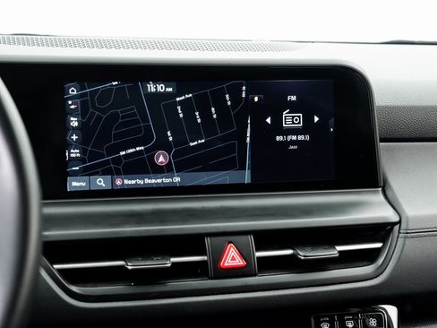 Used 2024 Kia Seltos EX image 17