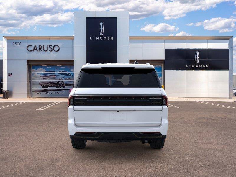 New 2025 Lincoln Navigator Reserve AWD/4WD image 5