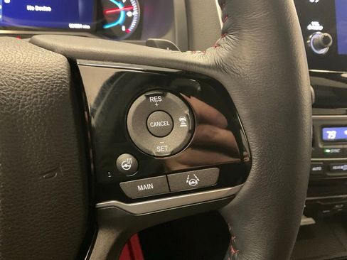 Used 2021 Honda Pilot Black Edition image 16