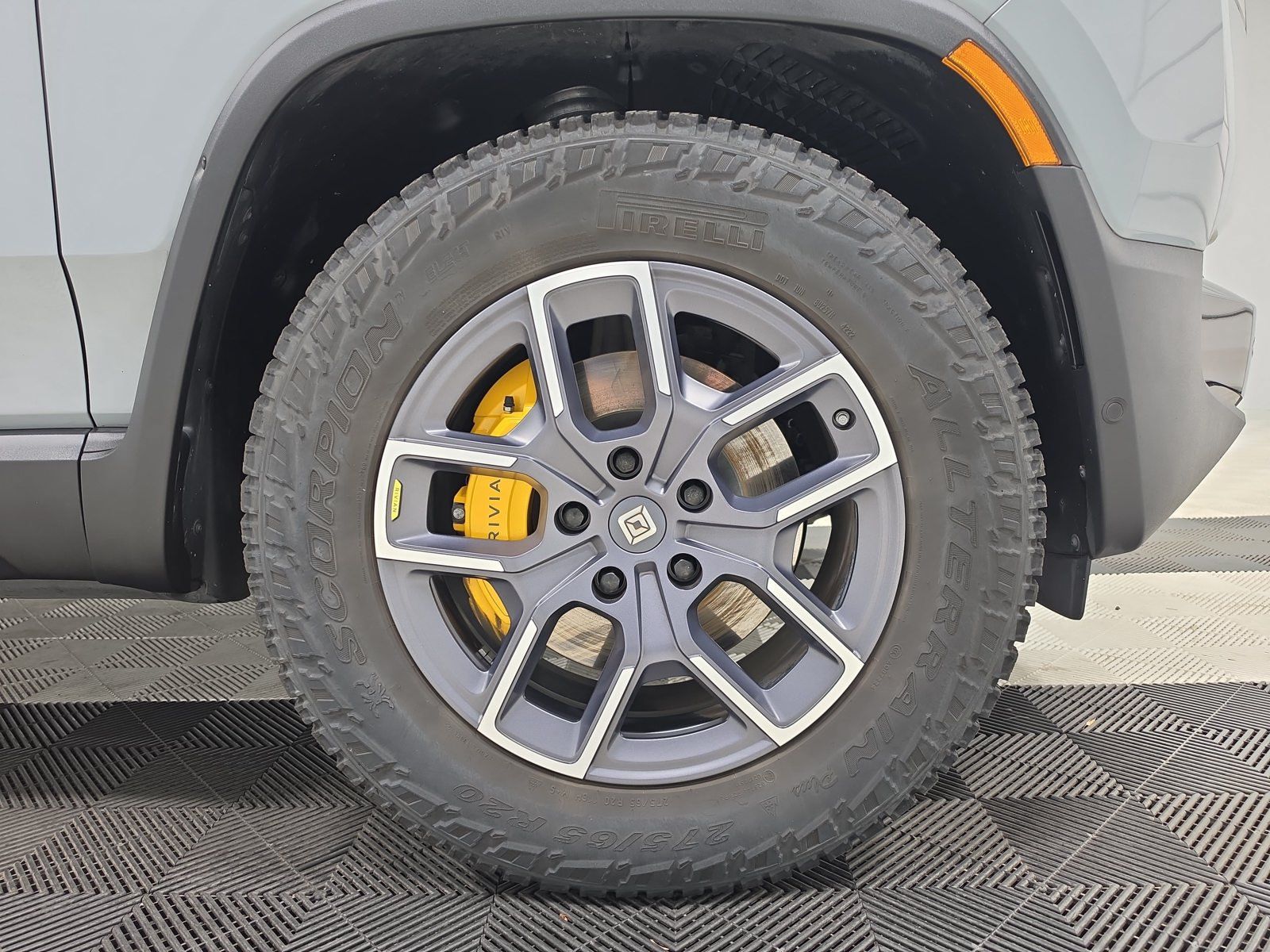 Used 2023 Rivian R1T Adventure Quad AWD/4WD image 11