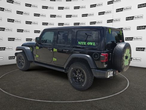 Used 2023 Jeep Wrangler Unlimited Sport AWD/4WD image 4