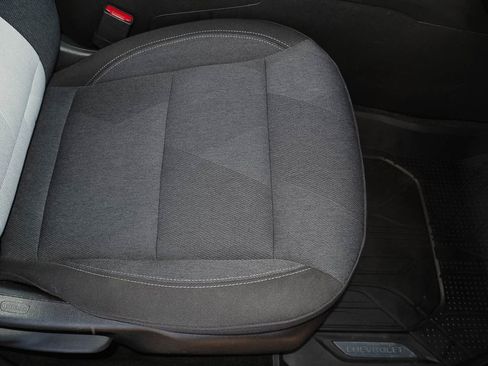 Certified 2024 Chevrolet Trax LS w/ LS Convenience Package image 18