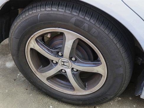 Used 2015 Honda Civic SE image 10