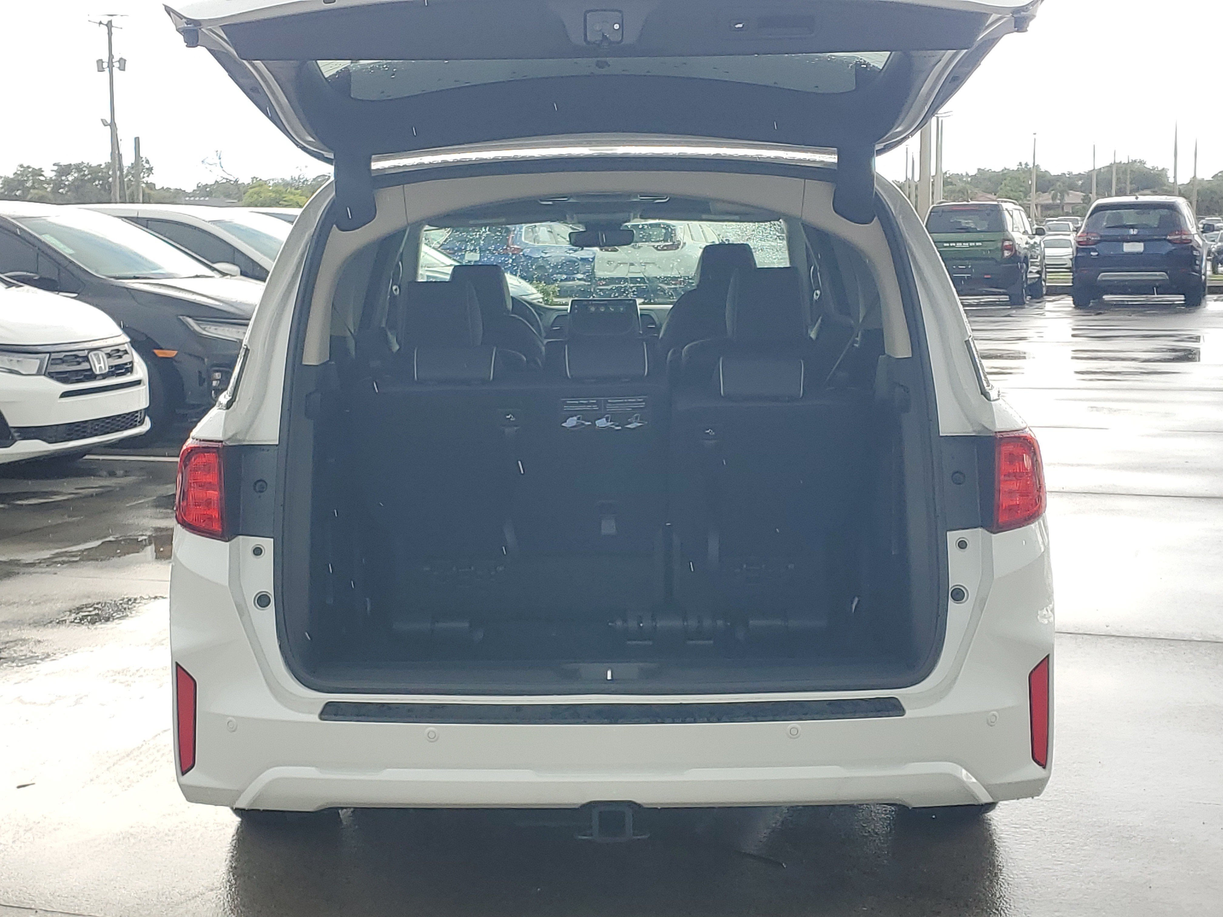 New 2026 Honda Odyssey Elite image 7