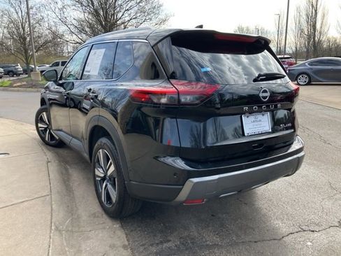 Used 2026 Nissan Rogue SL AWD/4WD image 5