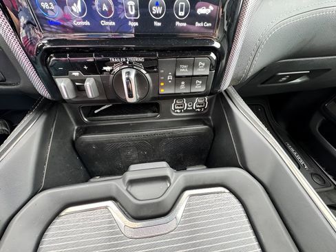 Used 2021 RAM 1500 Limited image 14