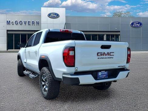 Used 2024 GMC Canyon AT4X AWD/4WD image 8