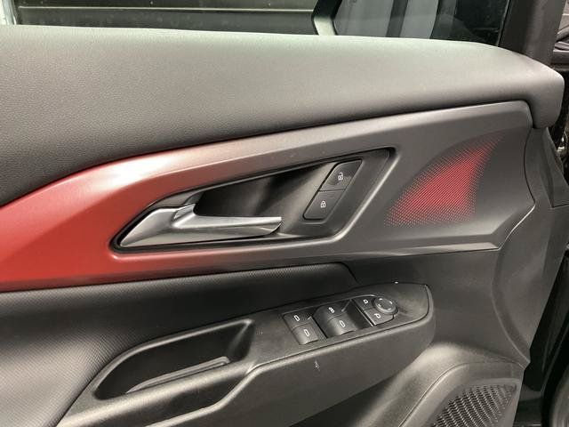 Used 2025 Chevrolet Equinox EV RS AWD/4WD image 15