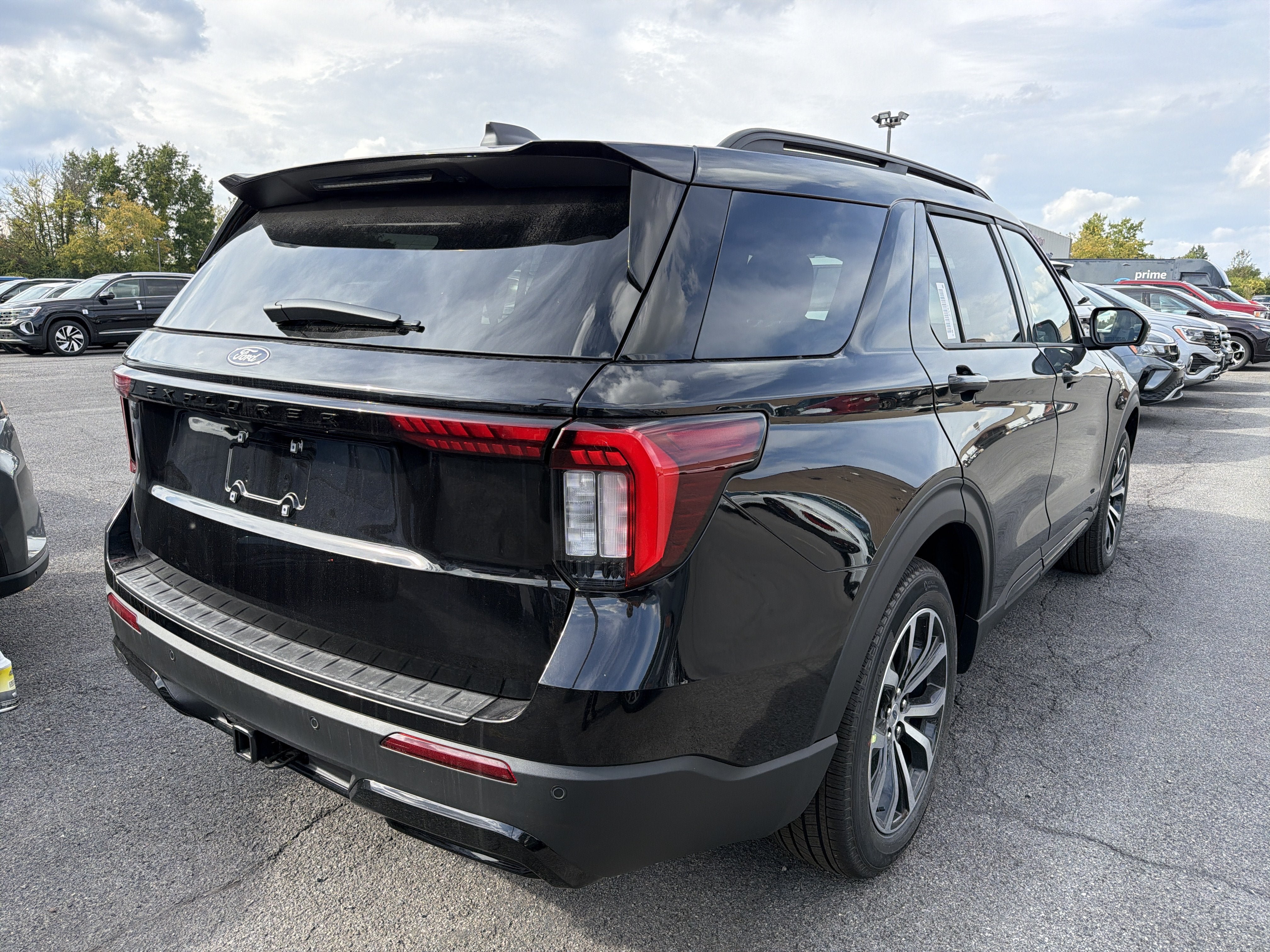 New 2027 Ford Explorer ST-Line AWD/4WD image 7