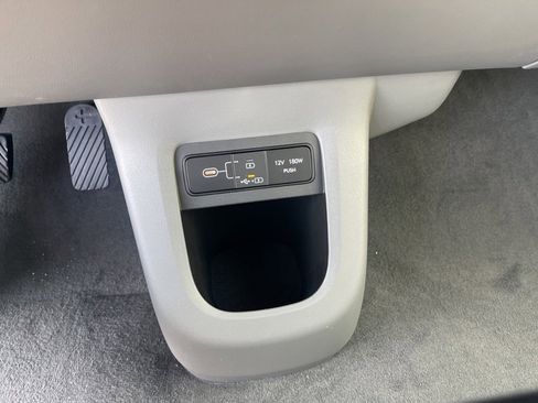 New 2026 Hyundai Ioniq 5 SEL image 28