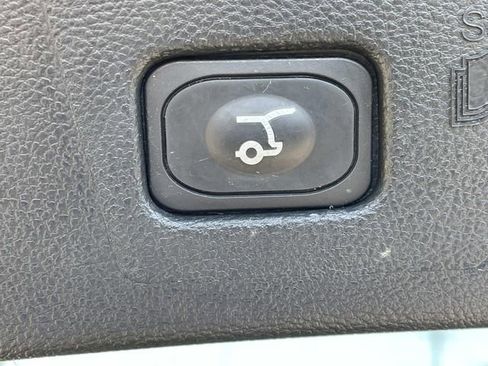 Used 2024 Ford Edge SEL w/ Convenience Package image 13