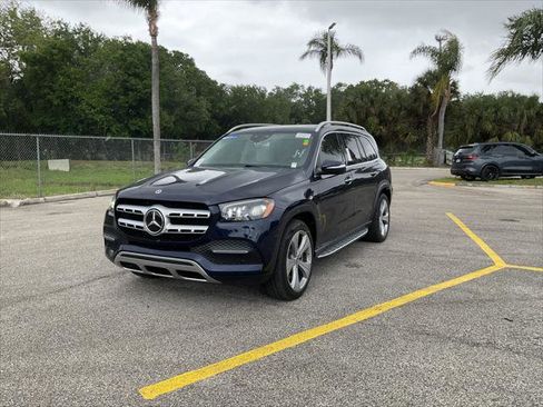 Used 2020 Mercedes-Benz GLS 450 4MATIC image 3