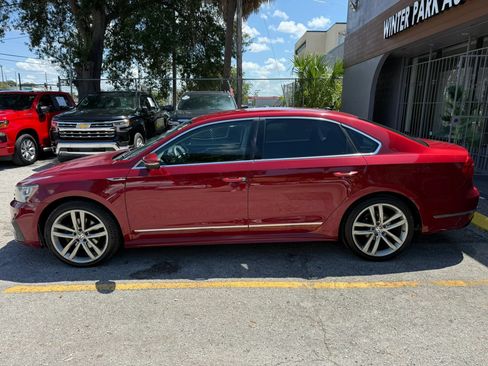 Used 2016 Volkswagen Passat 1.8T R-Line FWD image 4