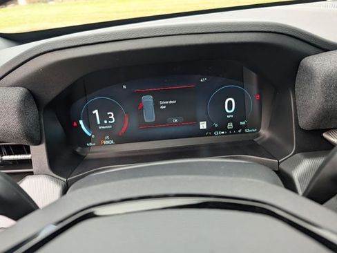 New 2026 Ford Explorer Active w/ Active Comfort Package image 19