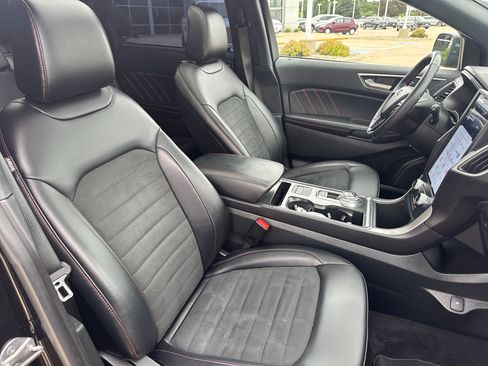 Used 2023 Ford Edge ST-Line AWD/4WD image 8