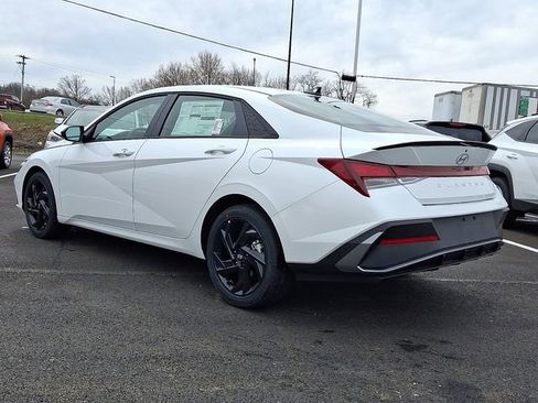 New 2026 Hyundai Elantra Sport image 3