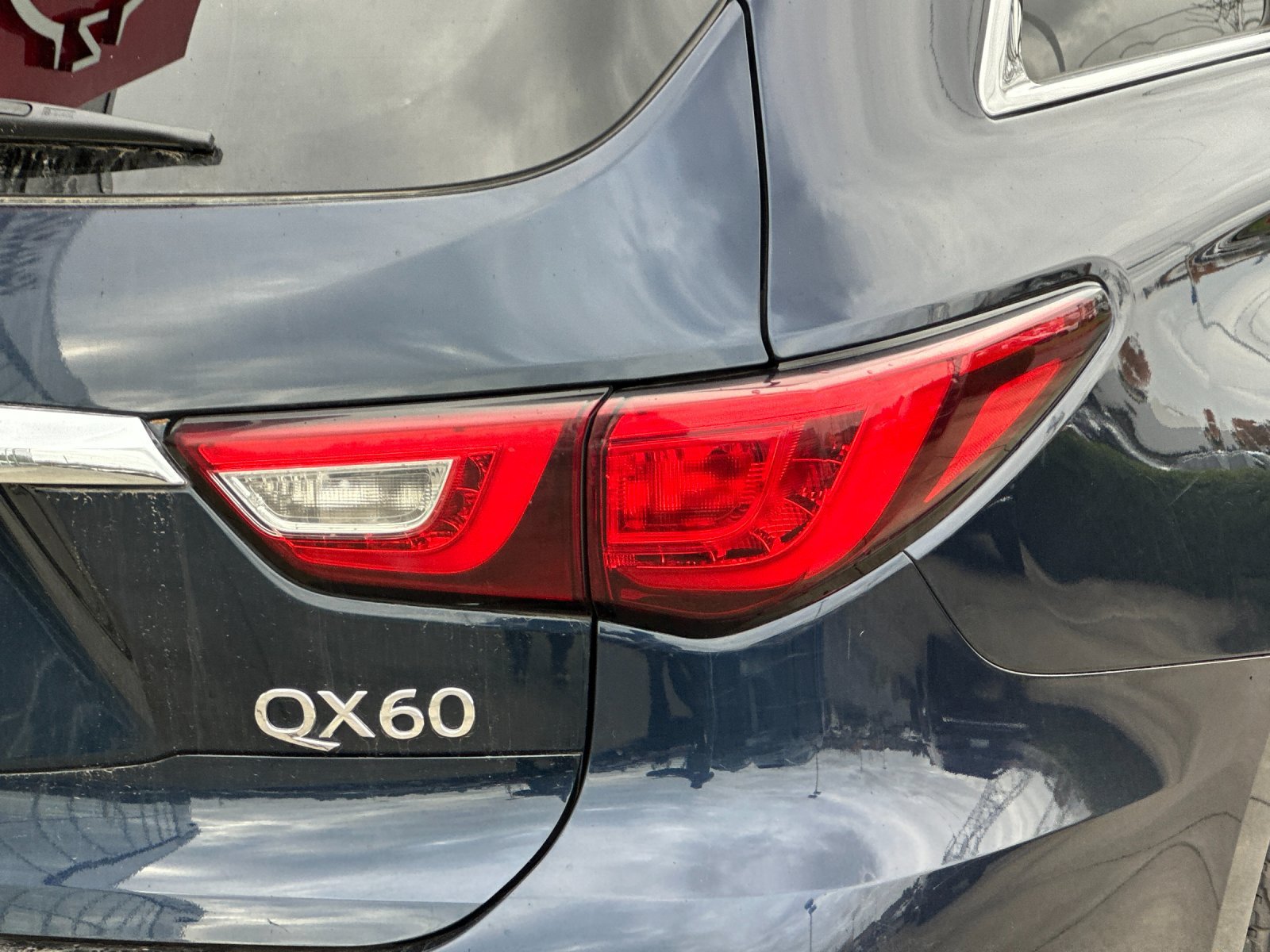 Used 2016 INFINITI QX60 Luxe w/ Deluxe Technology Package AWD/4WD image 26