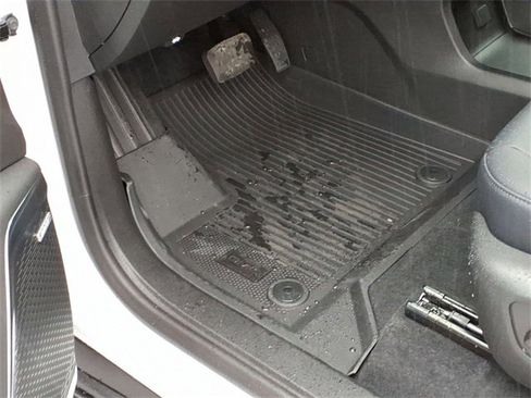 New 2026 GMC Acadia Elevation image 35