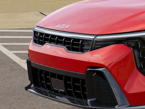 New 2025 Kia K4 GT-Line image 12