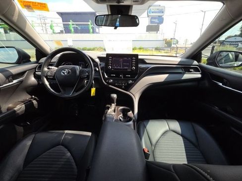 Used 2024 Toyota Camry SE FWD image 27