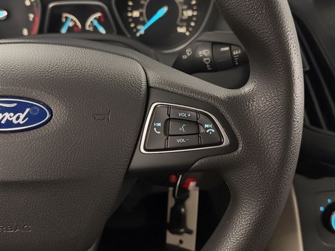 Used 2016 Ford Focus SE FWD image 22