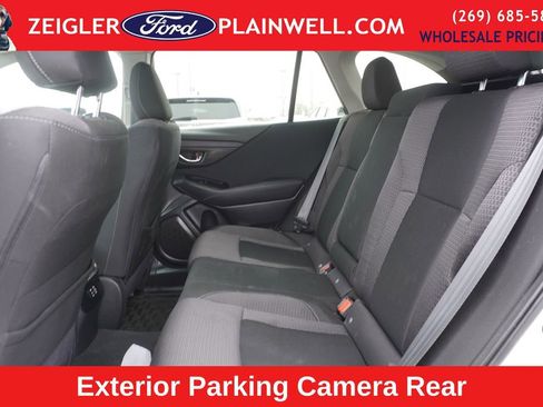 Used 2024 Subaru Outback Premium image 12