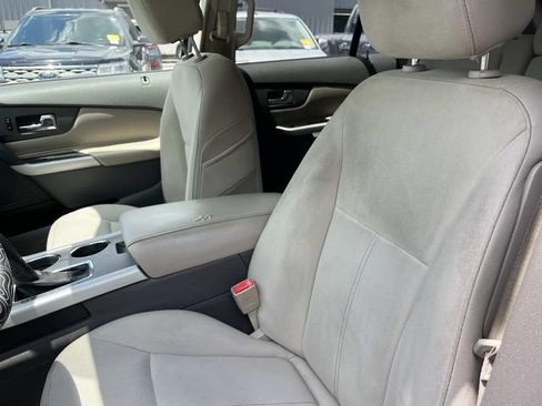 Used 2014 Ford Edge SE w/ Equipment Group 101A FWD image 24