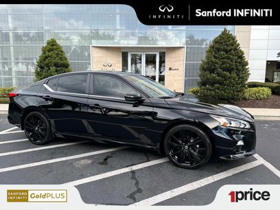 Used 2022 Nissan Altima 2.5 SR w/ Midnight Edition Package