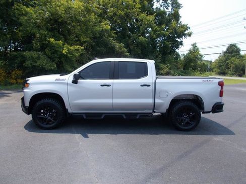 Used 2021 Chevrolet Silverado 1500 Custom Trail Boss w/ LPO, Dark Essentials Package AWD/4WD image 3