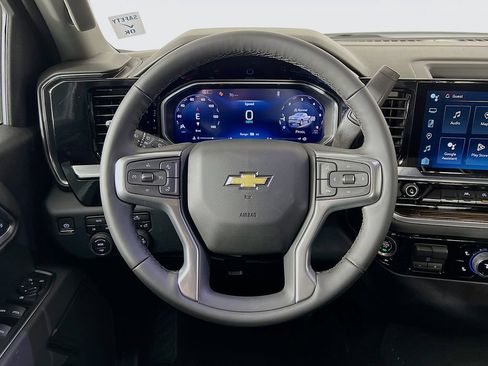 New 2026 Chevrolet Silverado 1500 LT w/ Leather Package AWD/4WD image 11