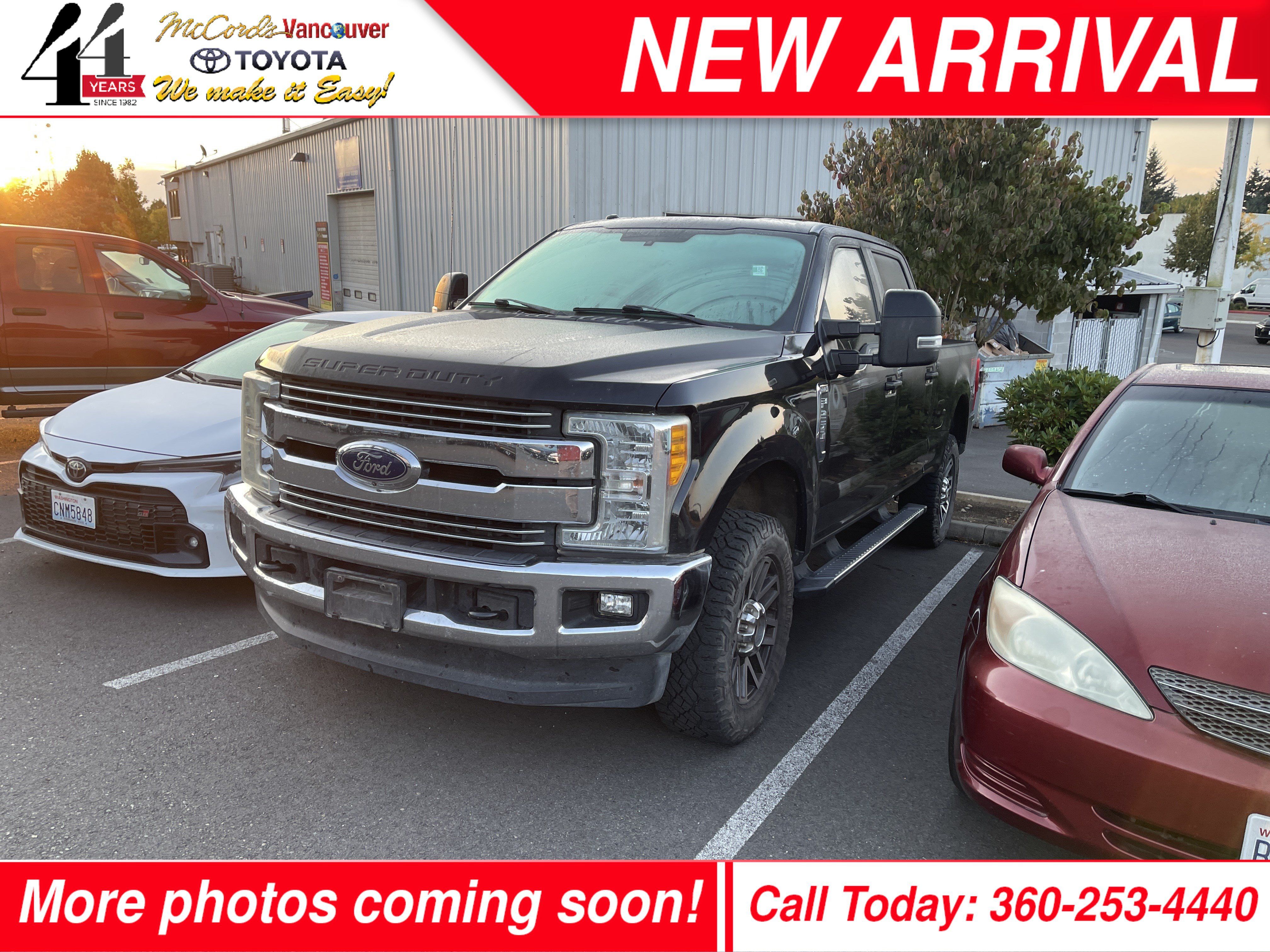 Used 2017 Ford F250 Lariat w/ Lariat Value Package AWD/4WD image 1