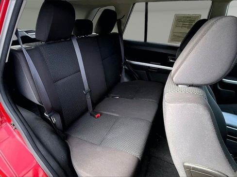 Used 2012 Suzuki Grand Vitara Premium image 23