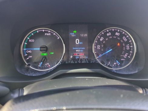 Used 2022 Toyota RAV4 LE image 24