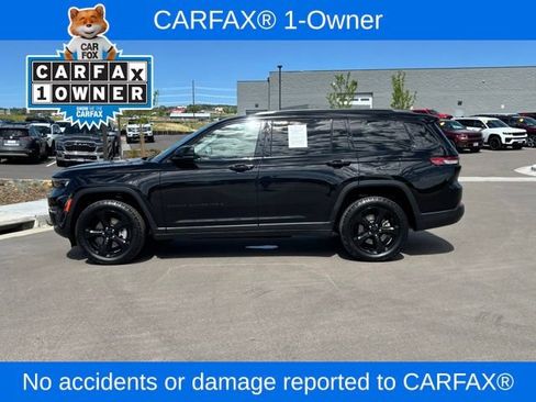 Certified 2022 Jeep Grand Cherokee L Limited w/ Black Appearance Package AWD/4WD image 2