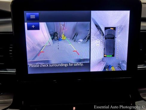 Used 2023 Ford Explorer Limited w/ Equipment Group 301A image 18