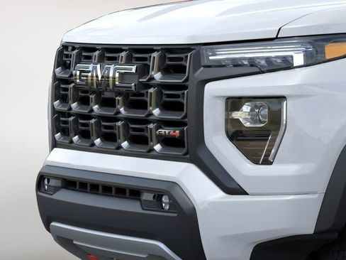New 2026 GMC Canyon AT4 w/ AT4 Premium Package AWD/4WD image 13
