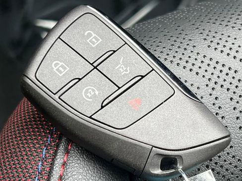 New 2026 Chevrolet Equinox RS w/ Convenience Package III image 28