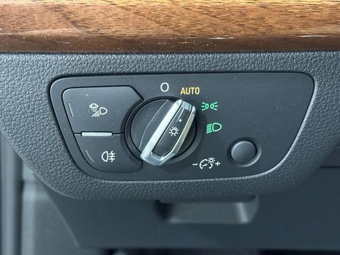 Certified 2023 Audi Q5 2.0T Premium w/ Convenience Package image 26