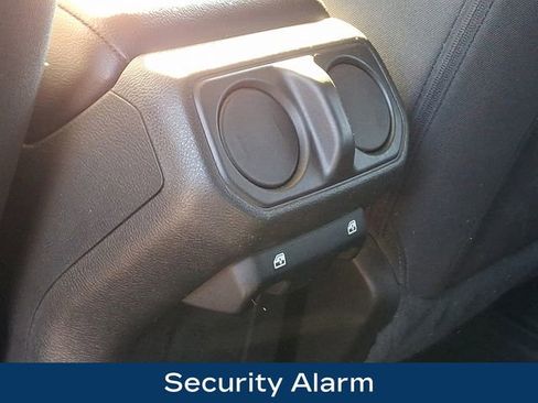 Used 2022 Jeep Wrangler Unlimited Sport image 14