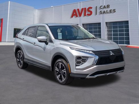 Used 2025 Mitsubishi Eclipse Cross SE AWD/4WD image 3