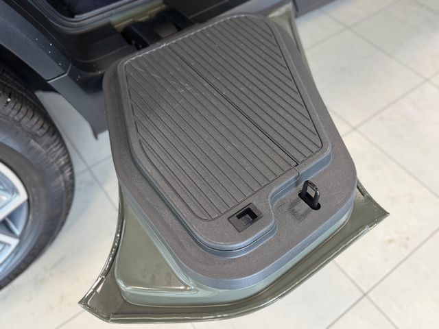 Used 2022 Rivian R1T Launch Edition AWD/4WD image 42